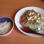 はじめ食堂 - あんかけやきそば黒コショウチーズ味（ランチパスポート使用）