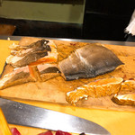 うを徳 - サクラマス藁炙り