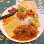 ロイヤルグリーン レストランアンドバー - 日替わ魚カレー