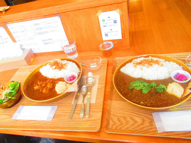 はらっぱカレー店>