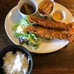 はいから食堂 - 料理写真:大きなエビフライセット