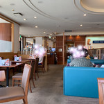 ロイヤルホスト - 店内