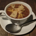 folk burgers&beers - チリスープ500円
