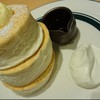 カフェ＆パンケーキ gram 梅田阪急ナビオ店