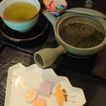茶カフェ 一煎 - 鹿児島の知覧茶＋和菓子(和三盆)