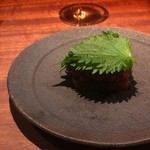 アカ - 馬肉のソブラサーダとミーガス