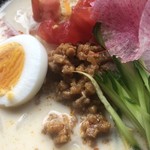 カフェアンドショップ ロータスランド - 2019/06/23
      モーニング A set 紅茶 380円
      週替りおまかせセット 豆乳担々麺 550円
      プリン 220円×2個
      玉子焼き 250円