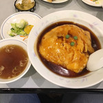 新京 - 天津飯（850円）