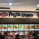 Dela PASTA Kitchen - 看板とメニュー