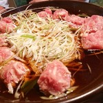 魚金 - 本鮪のすき焼き鍋