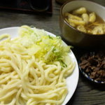 みさきうどん - 肉つけうどん