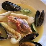 trias dining - 