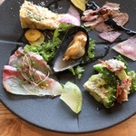 trias dining - 
