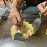 Okonomiyaki Teppanyaki Satsuki - まずは形を整えて…(^^)