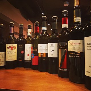 A wide selection of Italian wines and fresh fruit cocktails