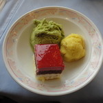 Yamazakura - デザート　抹茶アイス、ケーキ、スイートポテト