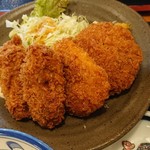 がってん食堂 大島屋 - キャベツメンチ、チキンカツ、カキフライ