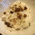 とんかつあさくら - 振り掛けをご飯にかけて頂きます