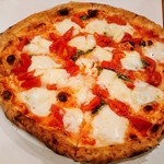 チーロ - モッツァレラチーズのピザ