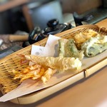 とらや - 人参と玉ねぎのかき揚げ、海老、人参と玉ねぎのかき揚げ、海老、ピーマン、かぼちゃ