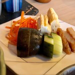 とらや - お漬物の盛り合わせ