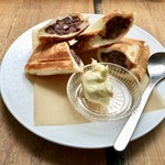 喫茶 朔望 - あんバタ ハニークリーム添え W（角食＆白パン）