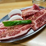 Yakiniku Dokushaku - カルビ