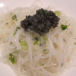 開化亭 - 冷製ビーフンとキャビアの太白胡麻油和え