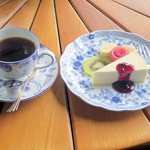 風乃坂道 - モカマタリとレアチーズケーキ