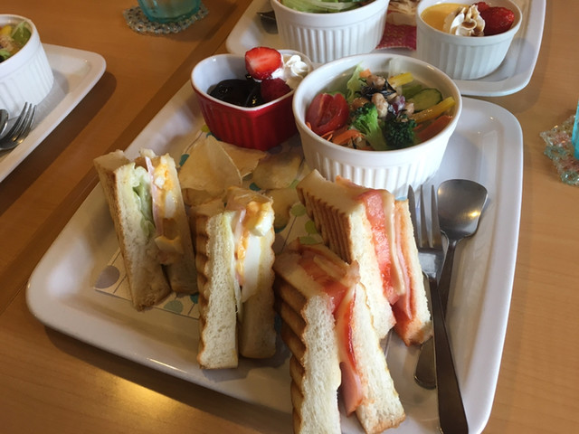 ｃａｆｅ ｃａｆｅ カフェカフェ 本八戸 カフェ 食べログ