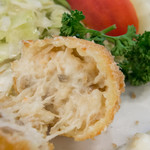 たいめいけん - 蟹クリームコロッケ断面