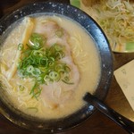 Gyouza Ra-Men Ichimaru - 豚骨ラーメン