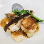ラ・サンテ - 函館産活締めソイと帆立貝のムニエル　ブイヤベース風のソース