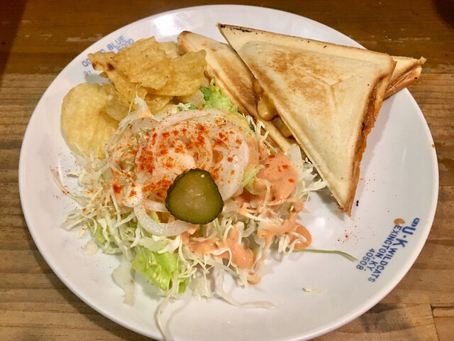 ユーケー ワイルドキャッツカフェ 高井田本店 U K Wildcats Cafe