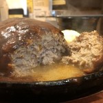 ハンバーグ大地 - デミグラスソースのハンバーグ(300g)＋目玉焼き