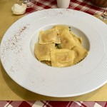 Cantine Barbaroux - Agnolotti di cavour al burro e salvia