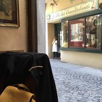 Cantine Barbaroux - 外も写す