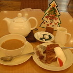 アフタヌーンティー ティールーム - 2011年のクリスマスデザートと紅茶のセット