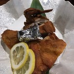 いかの墨 - 鶏半身揚げ