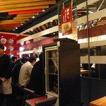 博多 一風堂 - お客さんで満員