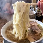 手打ちラーメン 谷家 - 醤油チャーシューメン…950円＋麺大盛（2玉）…無料