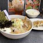 ハッスルラーメン ホンマ - 