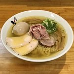 麺屋 しん蔵 - 百姓の塩 800円 手揉み平ちぢれ麺にチェンジ 50円 味玉 100円