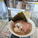 麺や 青雲志 - 煮干豚骨らぁ麺。1,100円