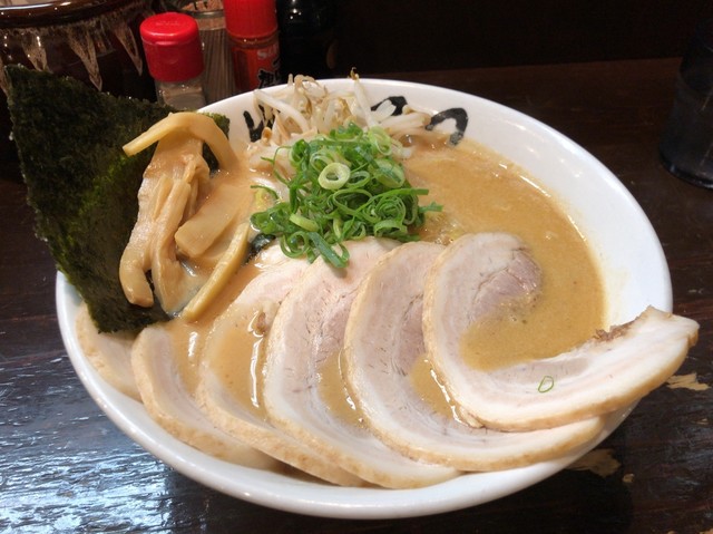 らあめん がんてつ ラソラ札幌店 東札幌 ラーメン 食べログ