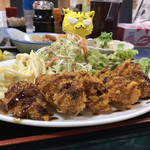 福食堂 - ウスターソースで食べます