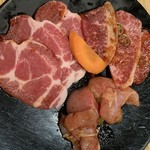 備長炭火焼肉　青磁 - 