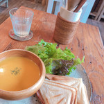 cafe&gallery *LUPOPO* - 