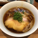 ラーメン屋 トイ・ボックス - 「醤油ラーメン」800円