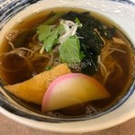 寿司・そば・鯛釜めし ふじや - 料理写真:かけそば！うどんもあります。